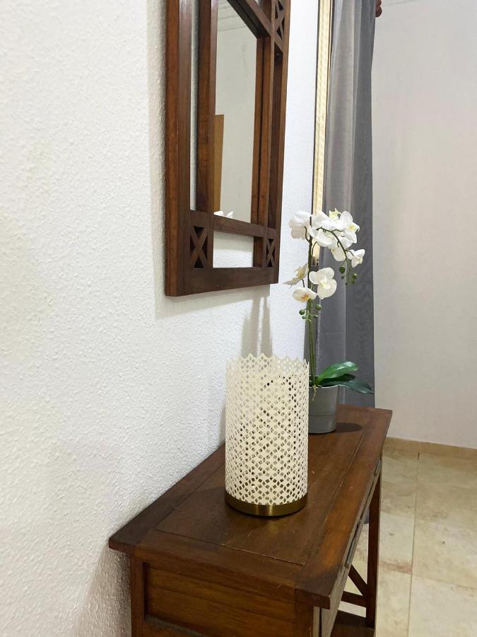 Valencia Cerca Al Puerto Shared Apartment Kültér fotó
