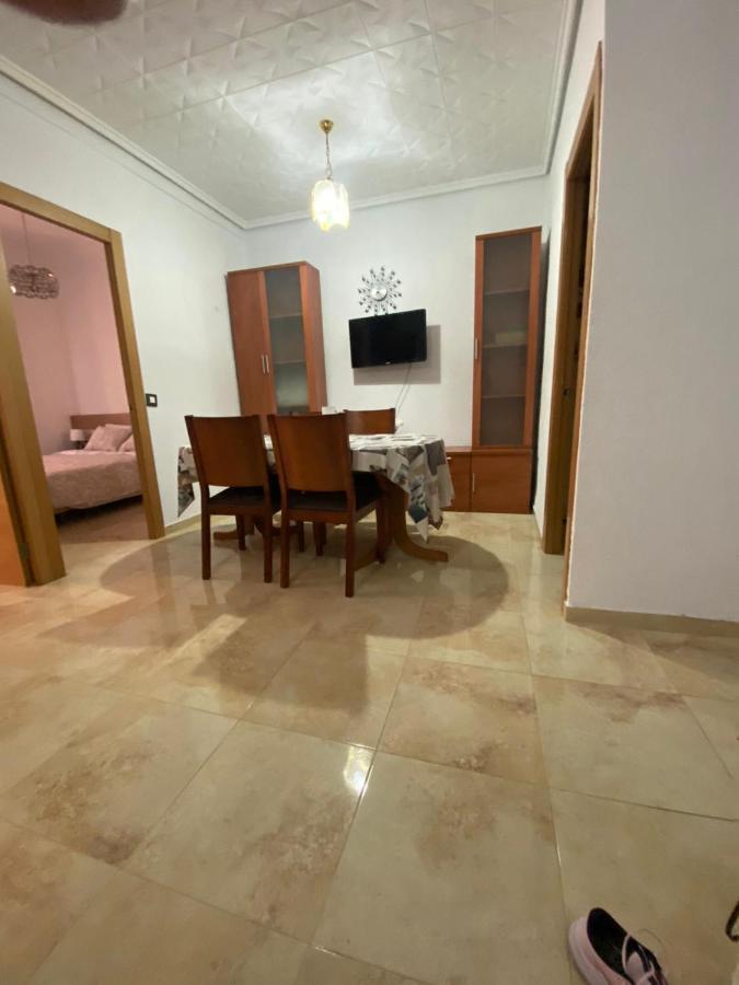 Valencia Cerca Al Puerto Shared Apartment Kültér fotó