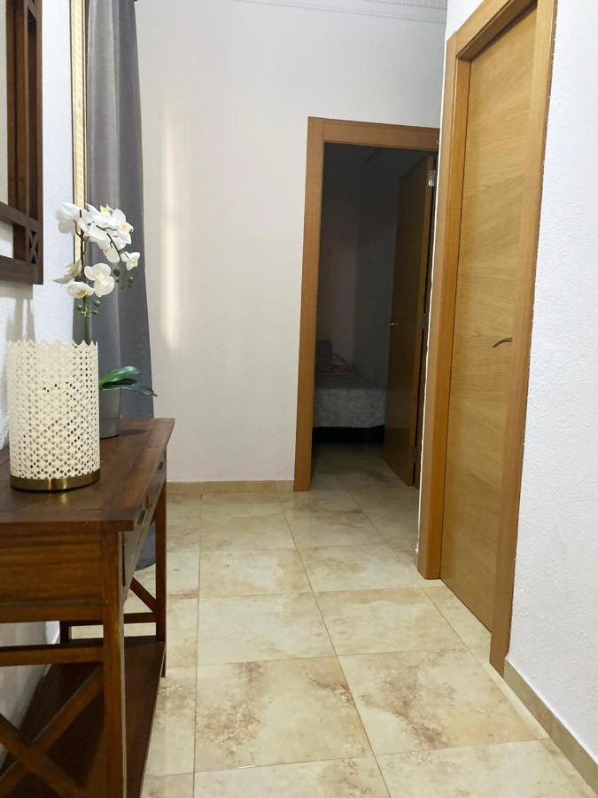 Valencia Cerca Al Puerto Shared Apartment Kültér fotó