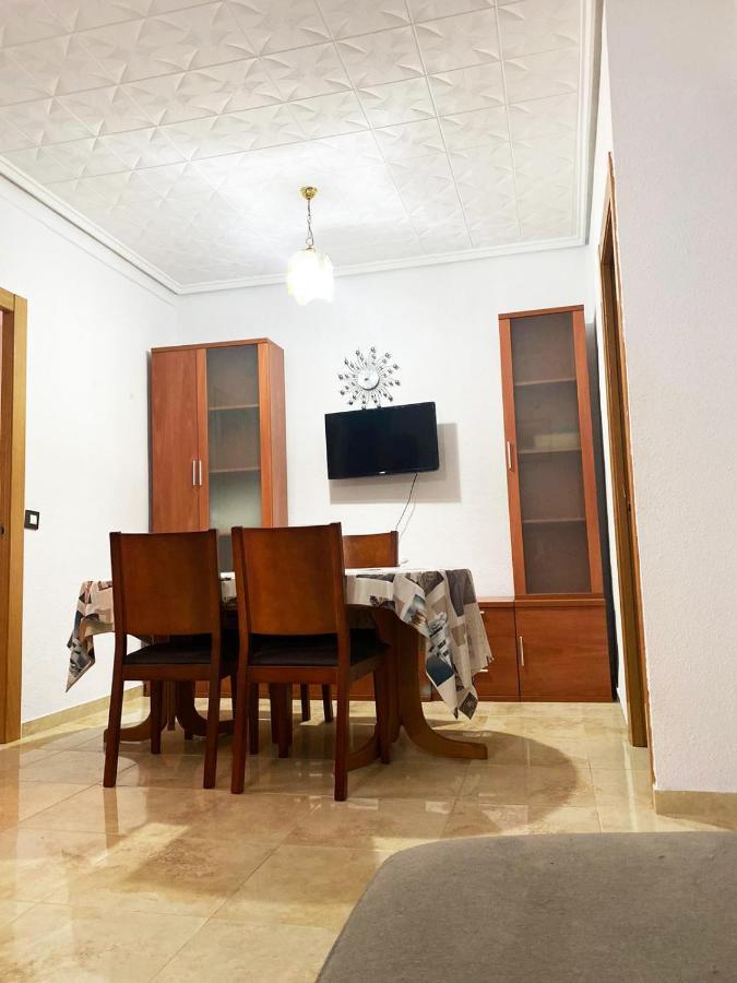 Valencia Cerca Al Puerto Shared Apartment Kültér fotó