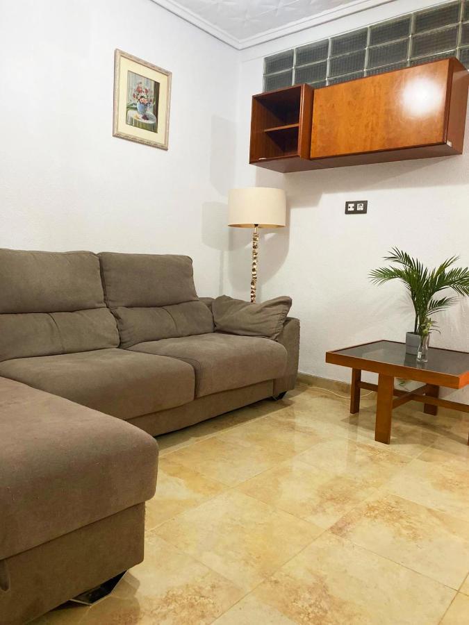 Valencia Cerca Al Puerto Shared Apartment Kültér fotó